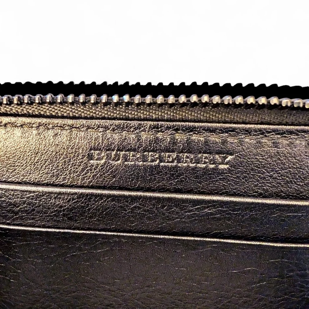 Burberry Metallic Knot Leather Small Zip Wallet
